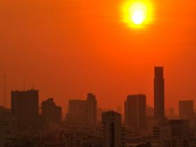 Calor extremo podría afectar más a jóvenes que a adultos mayores 